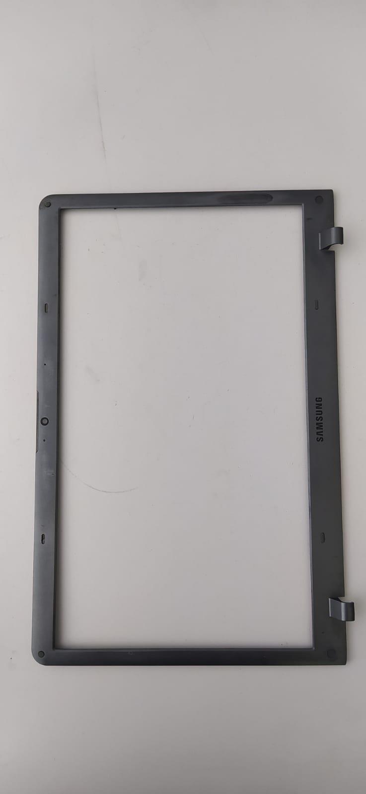 SAMSUNG NP350V5C BEZEL (ÇERÇEVE) SAMSUNG NP350V5C BEZEL (ÇERÇEVE)